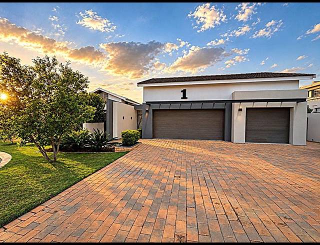 3 BEDROOM HOUSE FOR SALE IN MIDSTREAM RIDGE